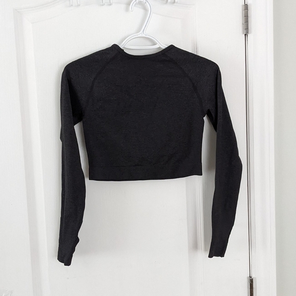 SEAMLESS compression crop top long sleeve dark grey size Medium @L - Picture 5 of 5